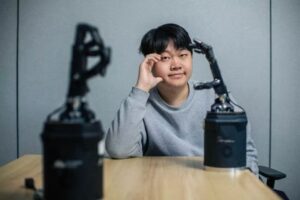 喜讯｜灵初智能联合创始人陈源培荣登福布斯亚洲2025 30 U 30榜单！